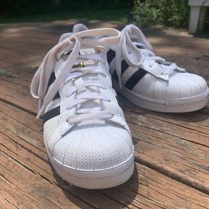 Adidas Superstar Sneakers